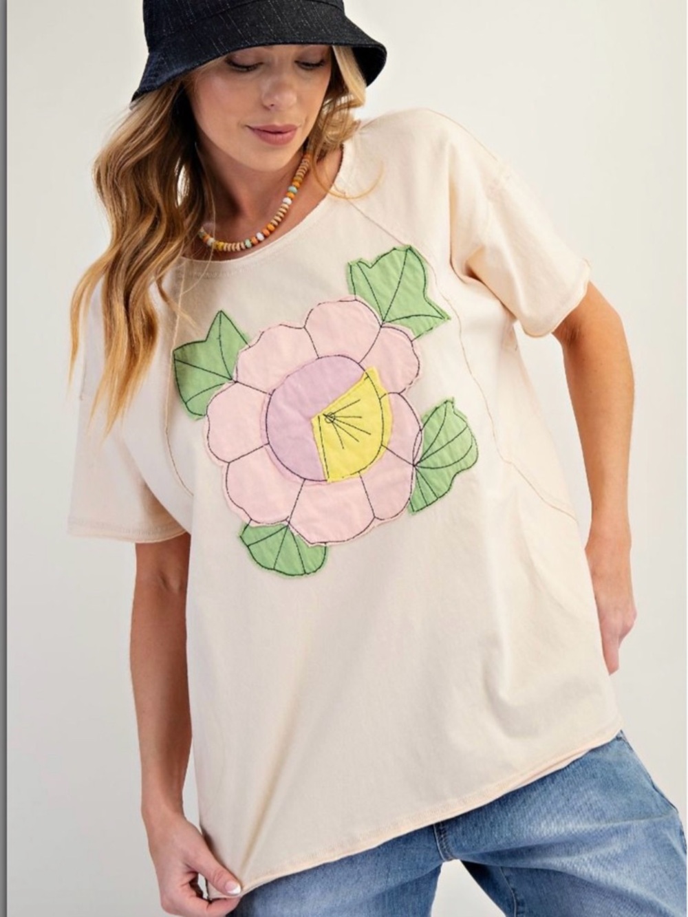 Easel Cream Short Sleeve Tee with Pink Floral Patch Plus Size - Picture 1 of 6